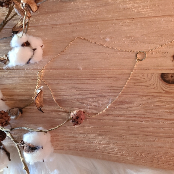 ✨️✨️NEW✨️✨️Gorgeous Star Necklace in GOLD - Picture 10 of 15